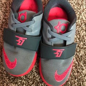 Nike Kevin Durant Girl’s Sneakers